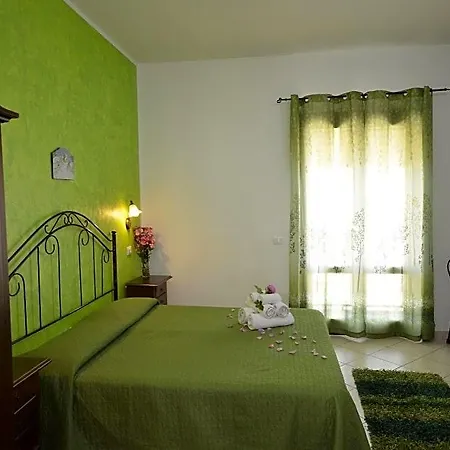 Tre Passi Dal Mare فندق مبيت وإفطار 3*