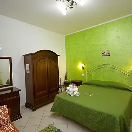 Tre Passi Dal Mare فندق مبيت وإفطار